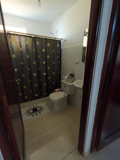 Bathroom 5, Charming 2-bedroom Apartment With Stunning Views in Santiago, Santiago de los Caballeros