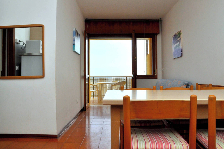 Dining room 2, Sea View Flat few Steps From the Beach, Venezia