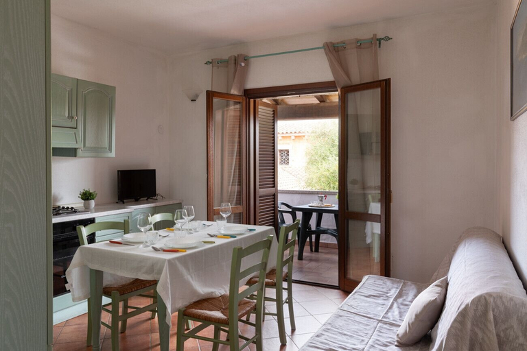 Room 2, Casa del Leccio F4 1 by Wonderful Italy, Nuoro