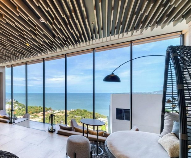 Living room 2, Sea View Room Luxury Amenities, Pattaya