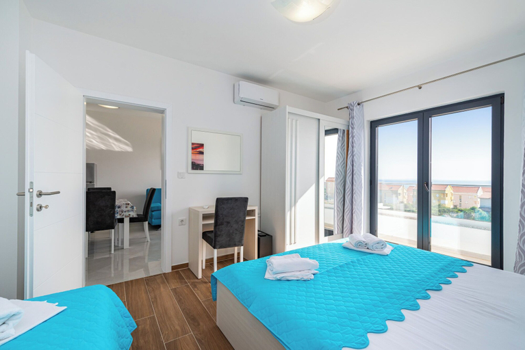 Room 2, Deluxe Villa Laura 5a, Novalja