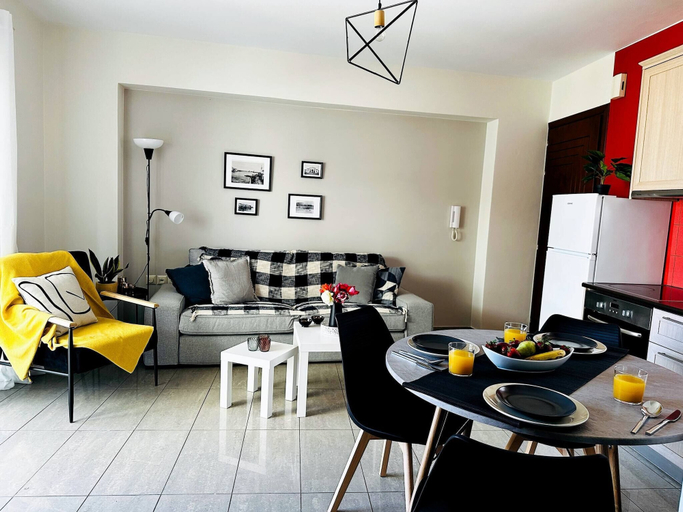 Living area 5, Cozy Snuggle- 2min To Beach, 6min Walk To Old Town, Crete