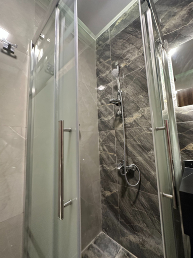 Bathroom 2, 101 Al-najeh JRE Apartments For Rent ave, Amman