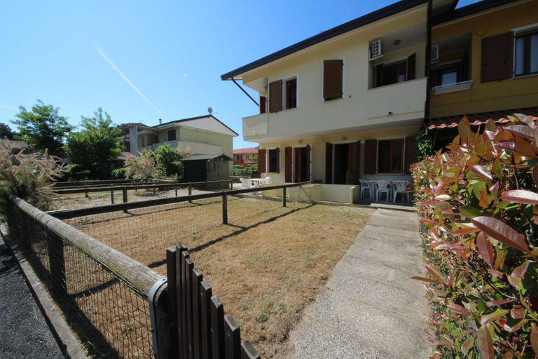 Exterior 4, Relax in our Flat With Garden in Rosolina, Rovigo