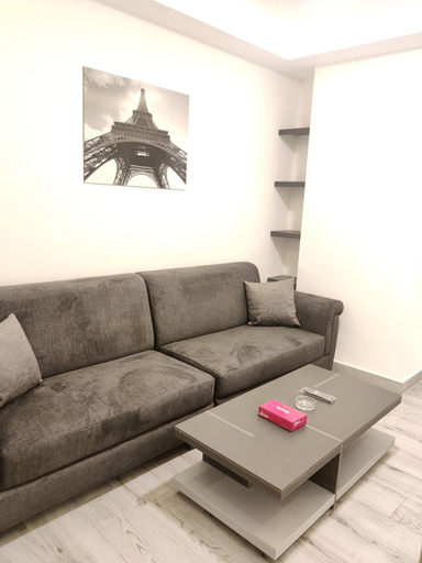 Living room 4, Luxury Room 42m Near Downtown And All Services, Amman