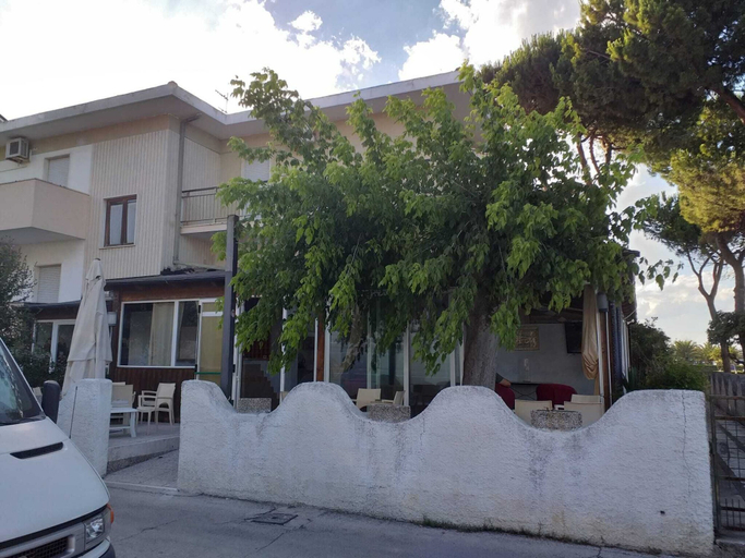 Others 4, Room-quadruple Room 5 Minutes From the s, Teramo