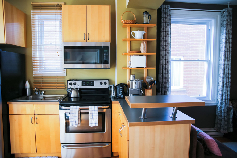Others 3, The Cocooning Apartment of Total Comfort, Montréal