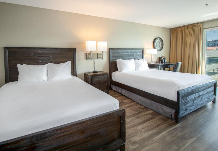 Bedroom 3, Coast Lonsdale Quay Hotel, Greater Vancouver