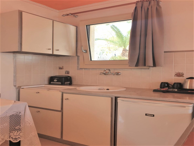 Others 4, Beautiful and Spacious Room Near Cretan Sea, Crete