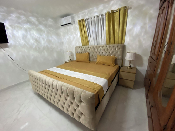 Room 4, Enjoy Huge 4 Bedrooms, and 3 Bathrooms, 8 new Apartments, Santiago de los Caballeros