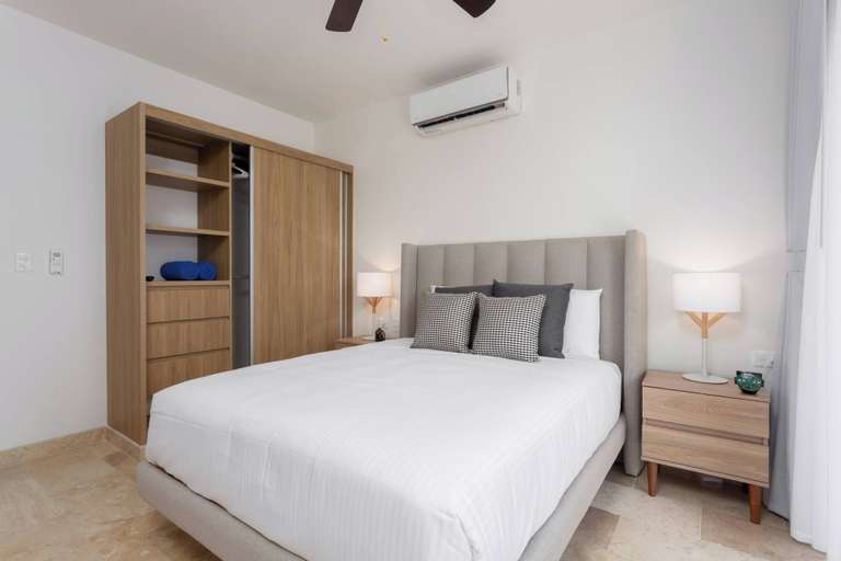 Others 4, New Condo In Nice Vacation Complex - 5 People, Cozumel