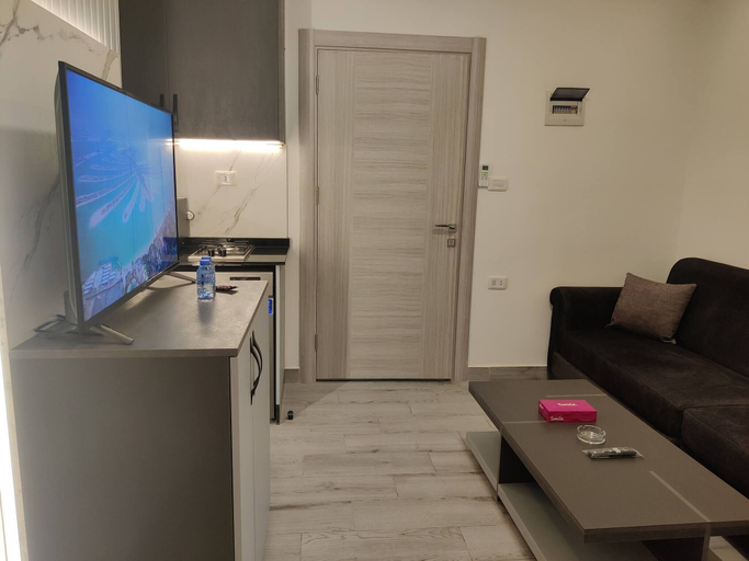 Living room 3, Luxury Room 42m Near Downtown And All Services, Amman