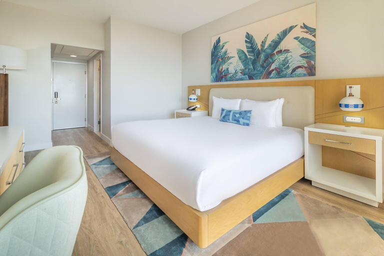Bedroom 4, Radisson Resort Miami Beach, Miami-Dade