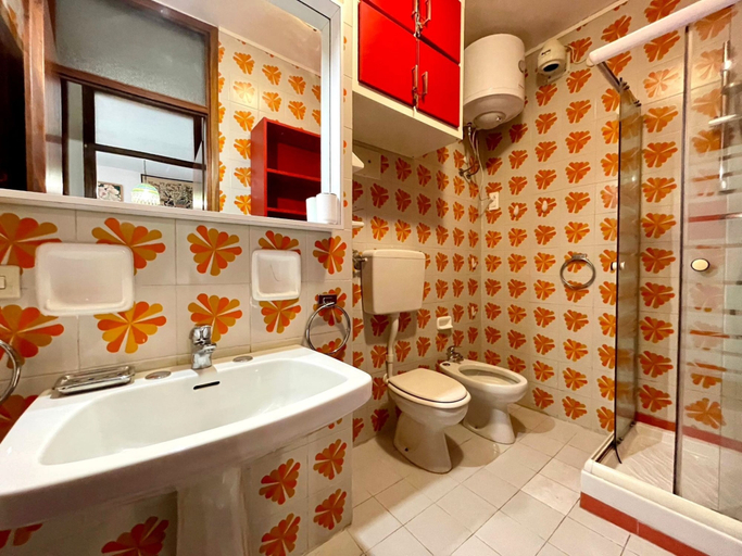 Bathroom 4, Homely Flat With Terrace, Venezia