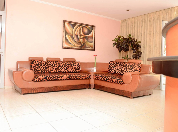 Others 4, Room-this Standard Suite Offers a Brilli, Nyarugenge