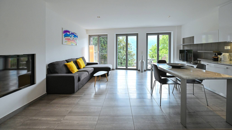 Living room 5, Lake View Suite 86 in Melide, Lugano