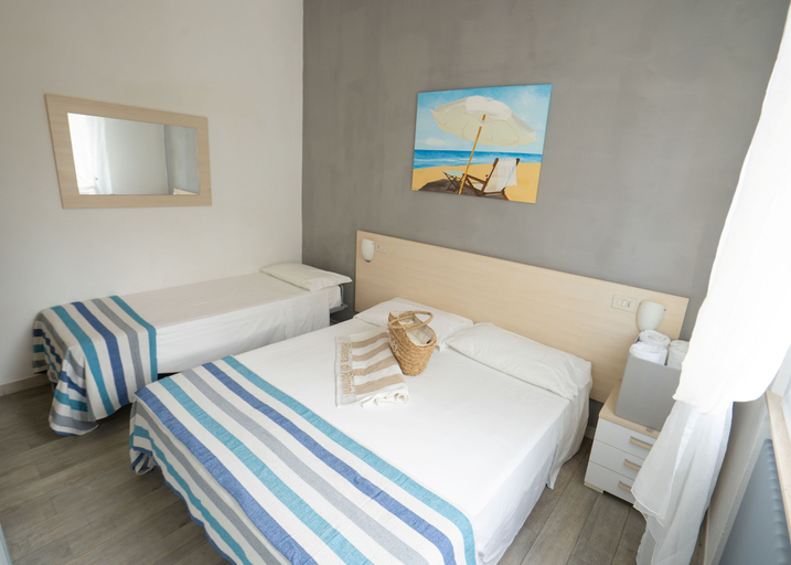 Bedroom 3, Residence Rimini Mare, Rimini