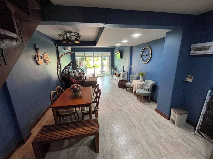 Interior 2, Cozy Beachside Retreat in Puek Tian, Thailand, Tha Yang