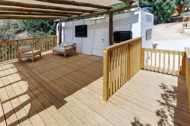 Terrace/patio 5, Peace Forest Jerusalem - Cabins & Caravans by City of David