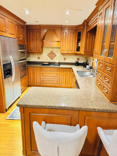 Interior 5, Luxury house 7 bdrms - near airport, sq 1, Private Backyard, Peel