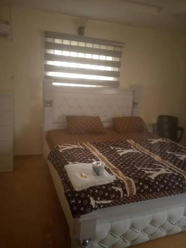 Bedroom 2, Luxurious Lukes Apartment, Oredo Edo