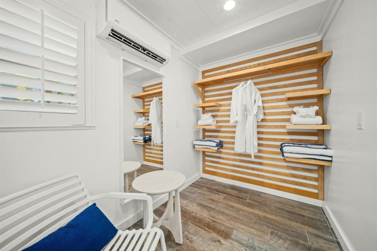 Bedroom 3, Inn on the Beach - 18+ only, Pinellas