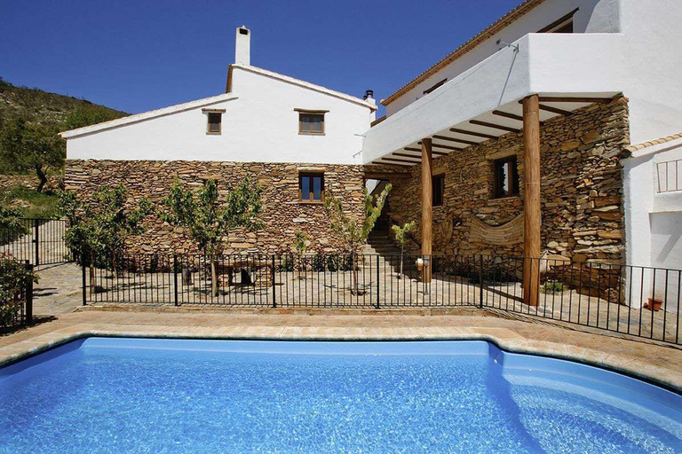 Sport & Beauty 4, casa familiar matasiete - with swimming pool, Almería