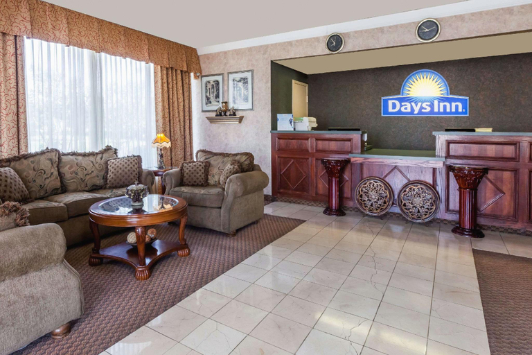 Others 5, Park Hill Inn & Suite, Division No. 8