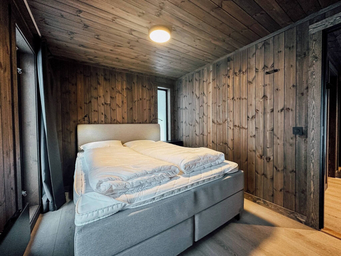 Bedroom 2, Modern Mountain Cabin - 3 Bedrooms - Sleeps 7, Ål