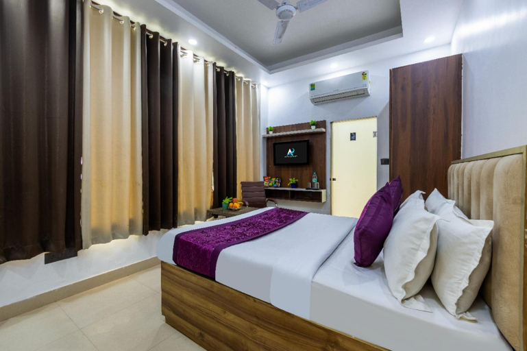 Bedroom 4, Hotel Aura Grand Noida, Gautam Buddha Nagar
