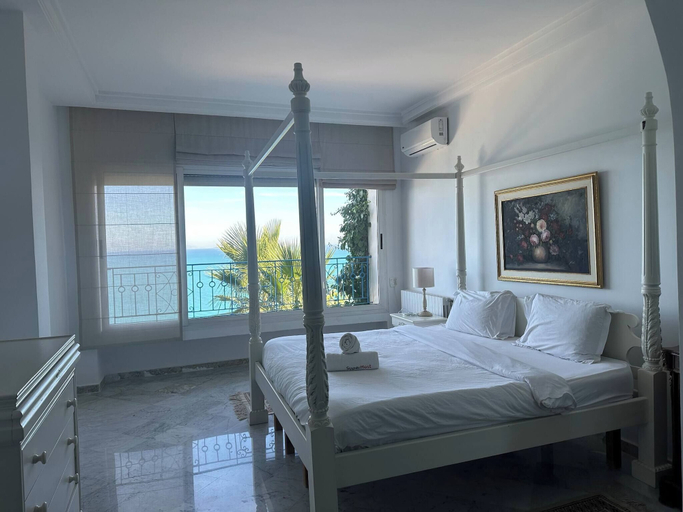 Room 3, Cliff Apartment with sea view in Sidi Bou Sad, Carthage