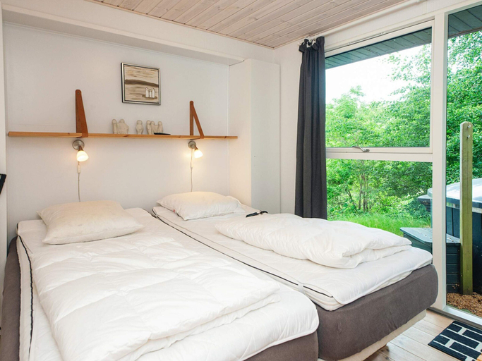 Bedroom 2, Quaint Holiday Home near Glesborg with Roofed Terrace, Norddjurs