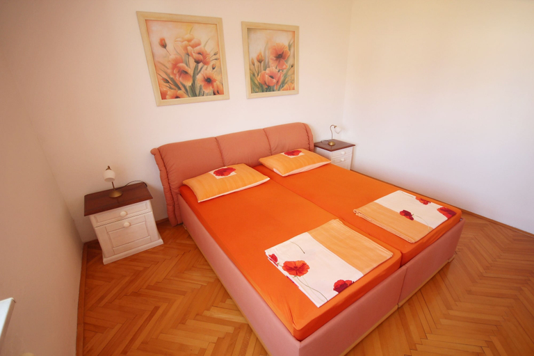 Bedroom 2, Apartment Maris With Nice sea View, Ražanac