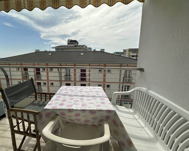 Balcony, Flat With Side sea View Just Steps From the Beach, Venezia