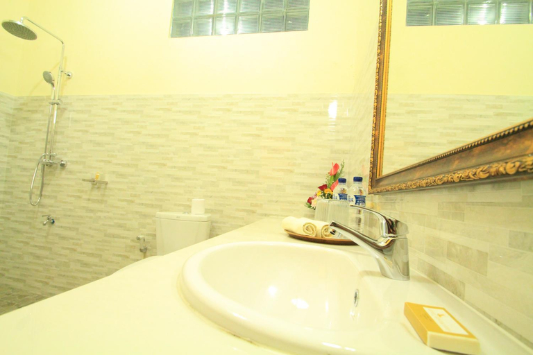 Bathroom 4, Uma Capung Mas Villa & Cottages, Gianyar