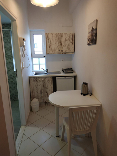 Others 5, Small Apartment For 3 Pers 70meters From The Beach, Crete