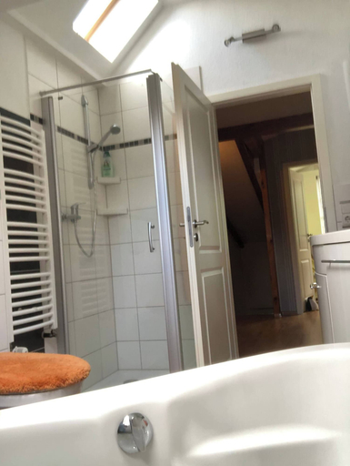 Bathroom shower, Charming Family Retreat in Hoyerswerda, Germany, Bautzen