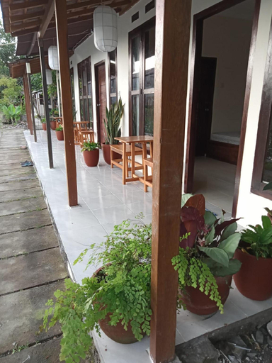 Public Area 2, Rosella Cottage Yogyakarta, Sleman