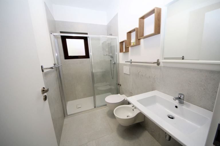 Bathroom 5, Renovated Two-bedroom Flat in Rosolina Mare, Rovigo