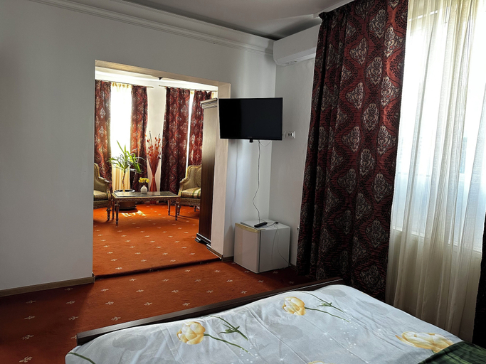 Bedroom 2, CROWN ROYAL APARTMENTS, Alba Iulia