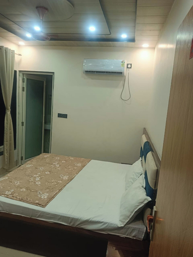 Room 3, RK Majestic Mirage, Mathura