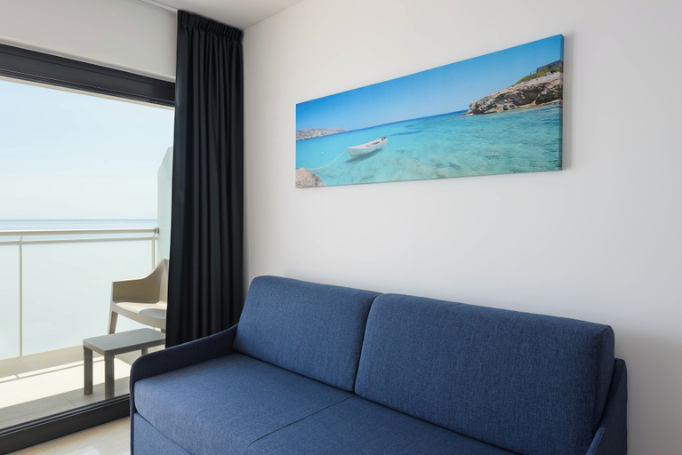 Living room 2, Chic Flat Just Steps From the Beach, Udine