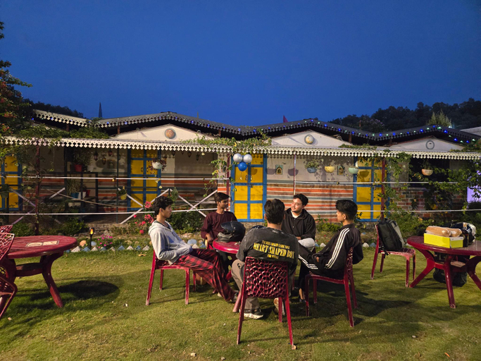 Food & Drinks 3, Ekantam, Dehradun