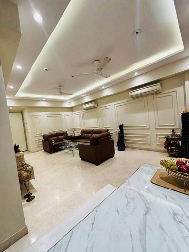 Interior 4, Luxurious 2-bedroom Apartment With Shared Pool in Gurugram, Gurgaon
