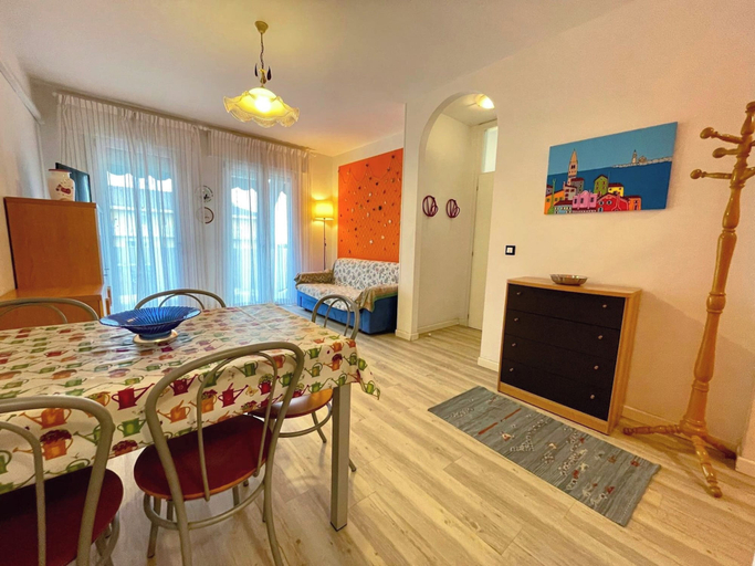 Others 3, Colourful Flat With a Balcony, Venezia