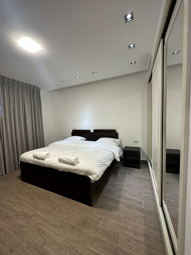 Room 3, Stunning Amman Apartment With Electric Heating, Amman