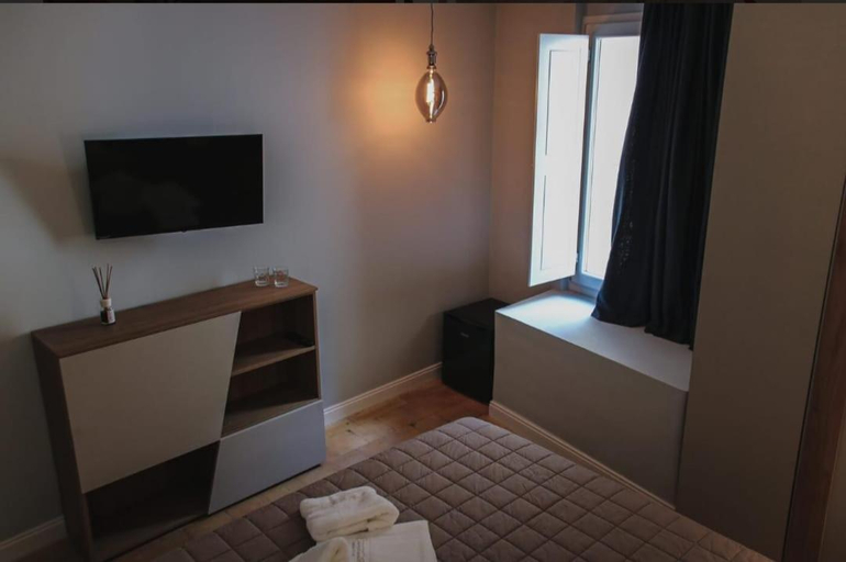 Bedroom 2, Il Campanile Premium B&b, Bari