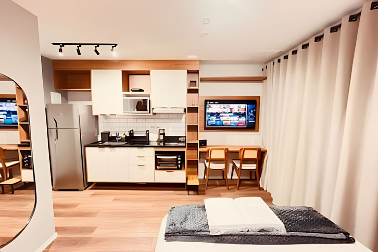 Room 2, Smart Bourbon 1309, São Paulo