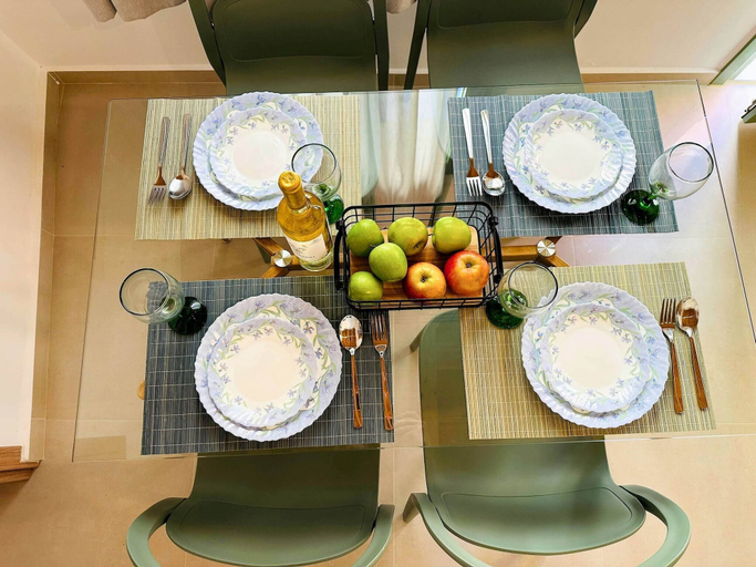 Dining, Roussos Place - Next To Splantzia Square - 2bd 2ba, Crete