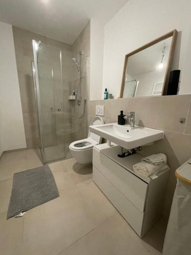 Bathroom, Precious Airport Sta, Dahme-Spreewald